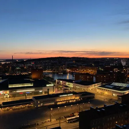 Modern 1br With Amazing Views, Balcony & Sauna Tampere