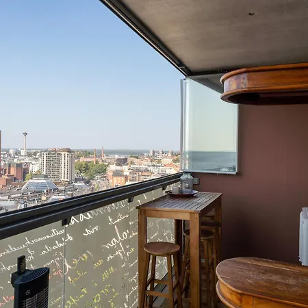 Modern 1br With Amazing Views, Balcony & Sauna *