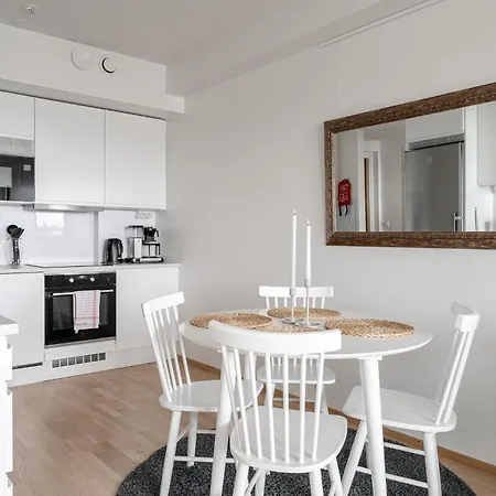 Apartment Modern 1br With Amazing Views, Balcony & Sauna