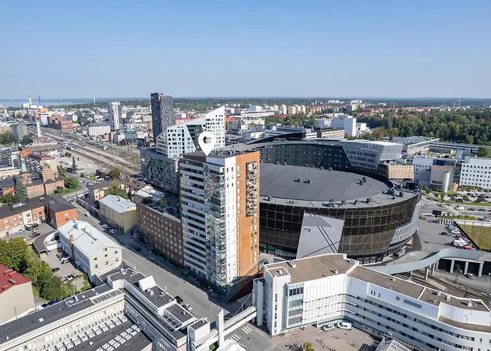 Modern 1br With Amazing Views, Balcony & Sauna Apartment