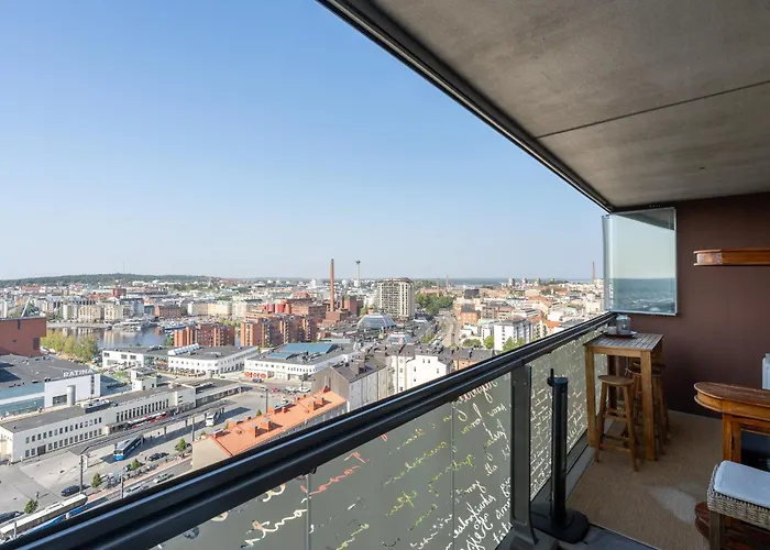 Modern 1br With Amazing Views, Balcony & Sauna Apartment *