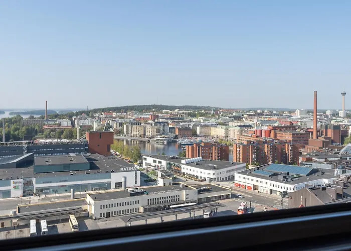 Apartment Modern 1br With Amazing Views, Balcony & Sauna Tampere