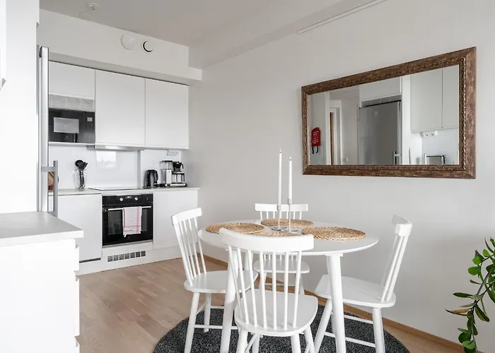 Apartment Modern 1br With Amazing Views, Balcony & Sauna